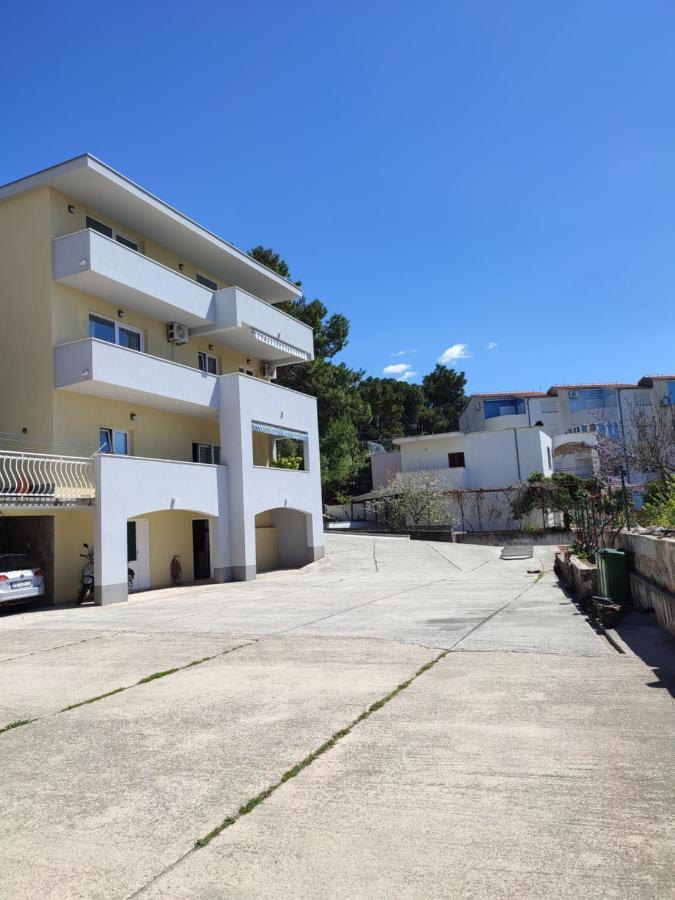 Apartmani Josipa Baska Voda Exterior photo
